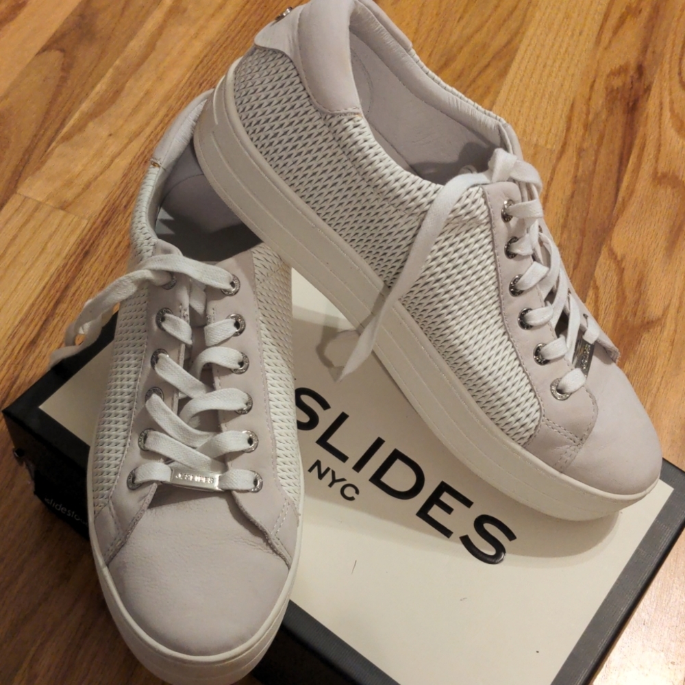 J/Slides white sneaker size 10